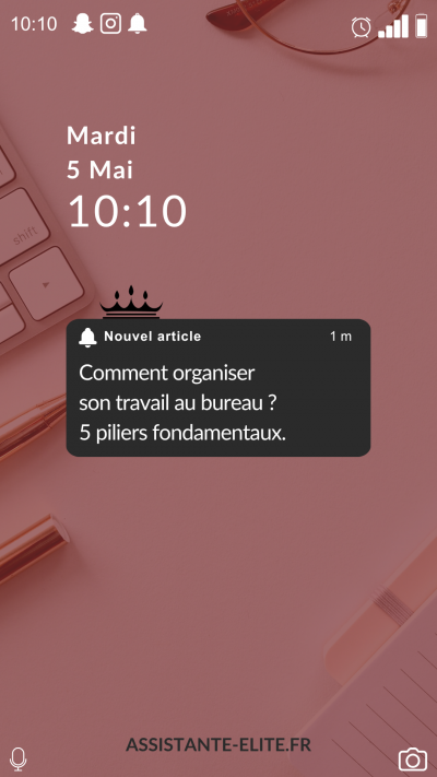 Dans cet article, tu vas découvrir **comment organiser son travail au bureau** grâce à 5 piliers fondamentaux. Des bases simples. Mais puissantes.